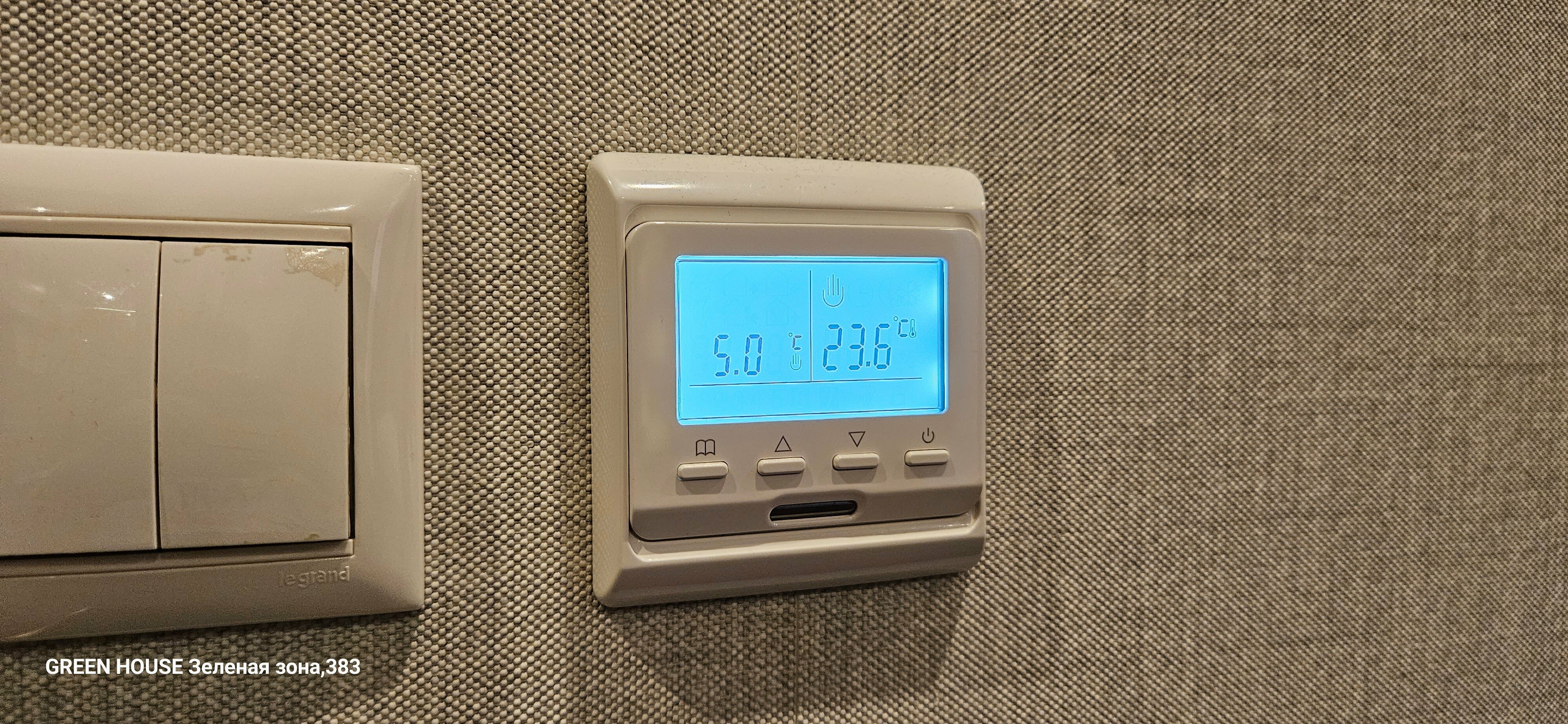 Люкс с кроватью размера «king-size» и балконом