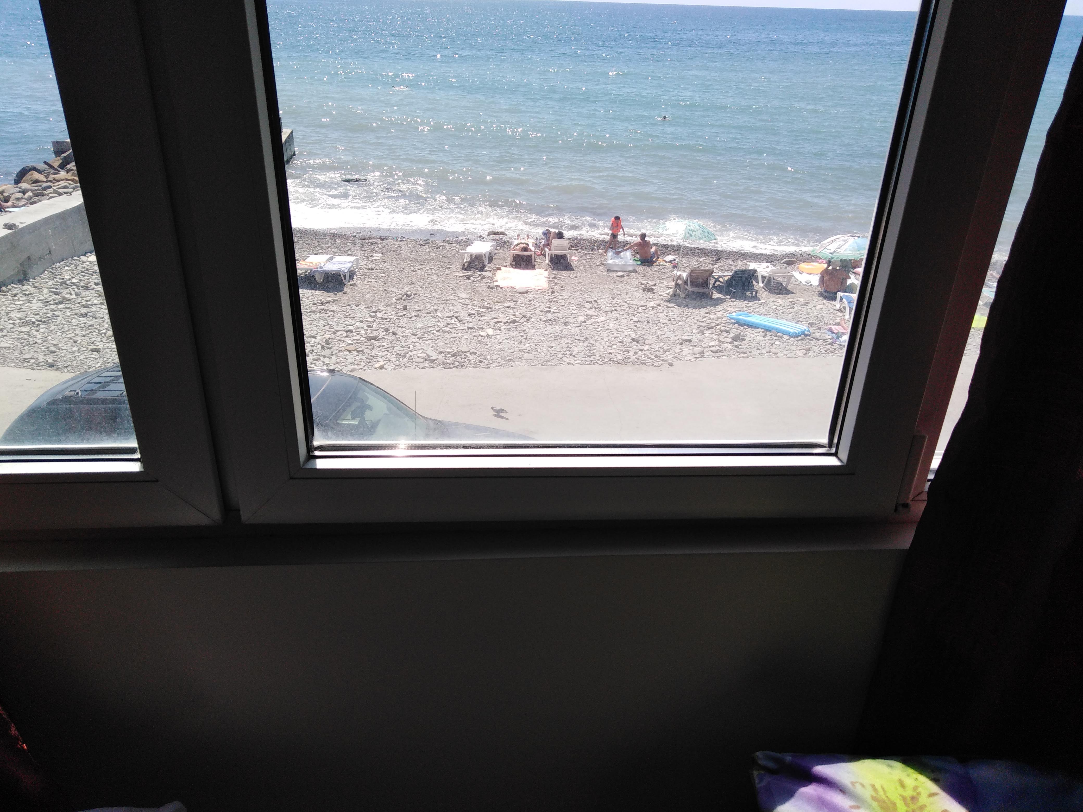 Трехместный номер с видом на море