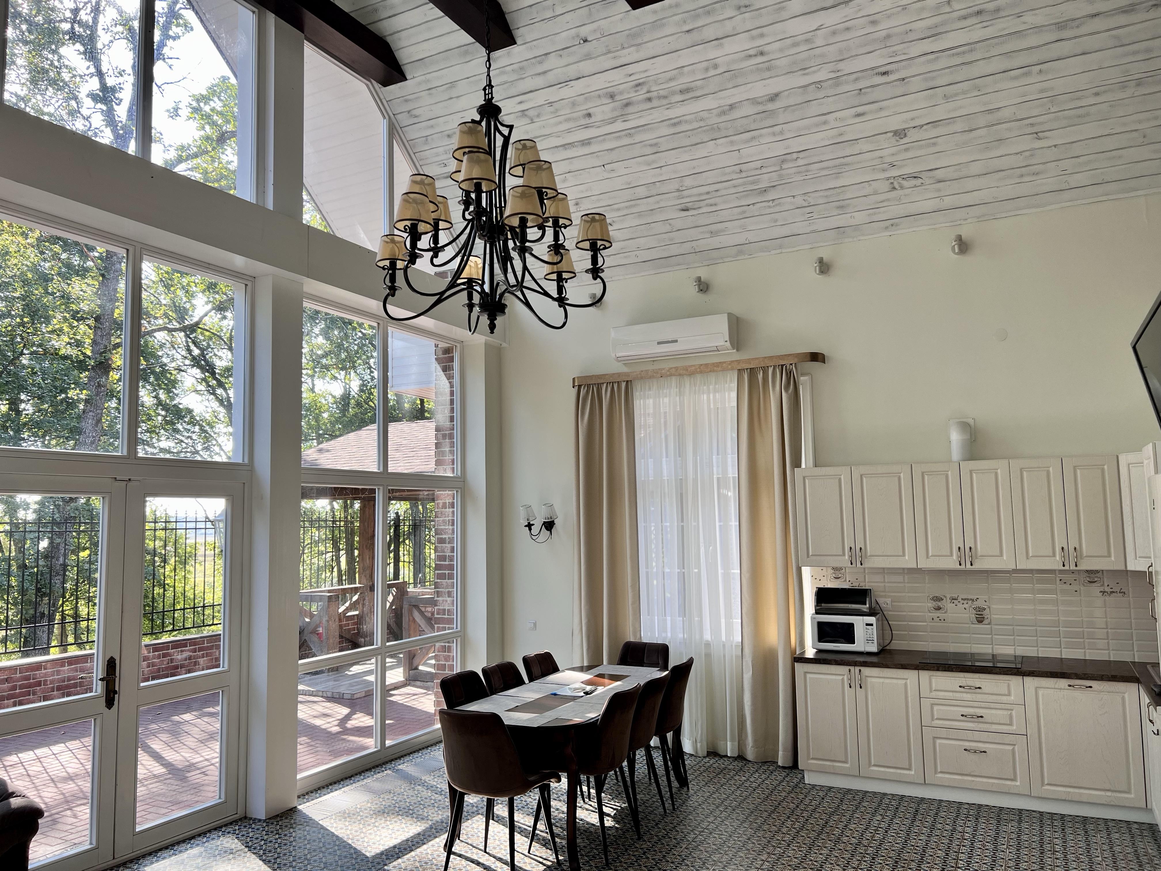 Дом с 4 спальнями