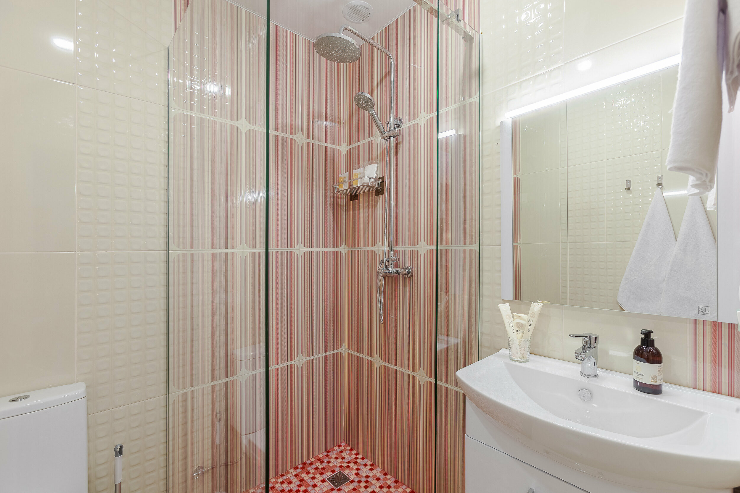 Улучшенный двухместный номер с 1 кроватью или 2 отдельными кроватями, вид на город