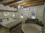 Номер (Superior Stone Room 304) в Zara Cave Hotel