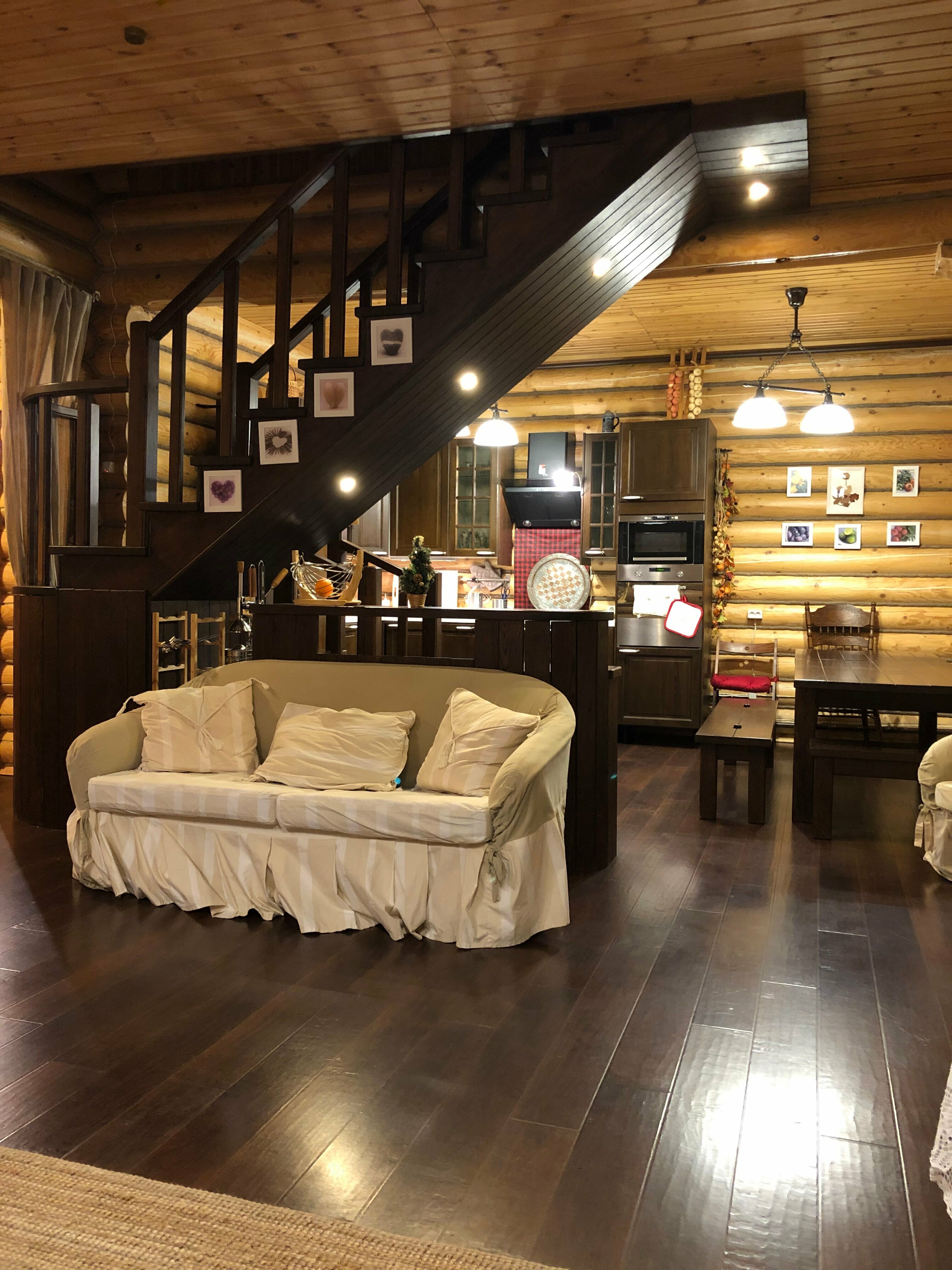 Дом с видом на озеро