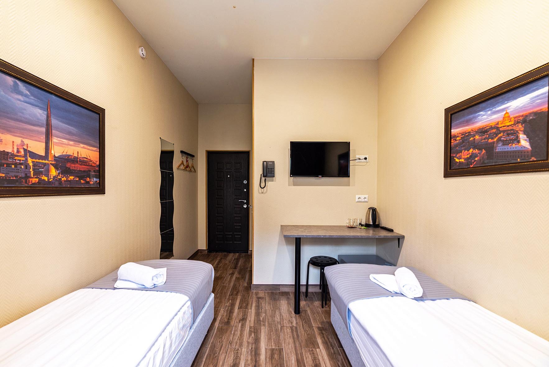 Стандарт Двухместный 2 односпальными или 1 двуспальной кроватью