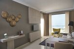 Premium Suite Sea View в Two Seasons Hotel & Apartments