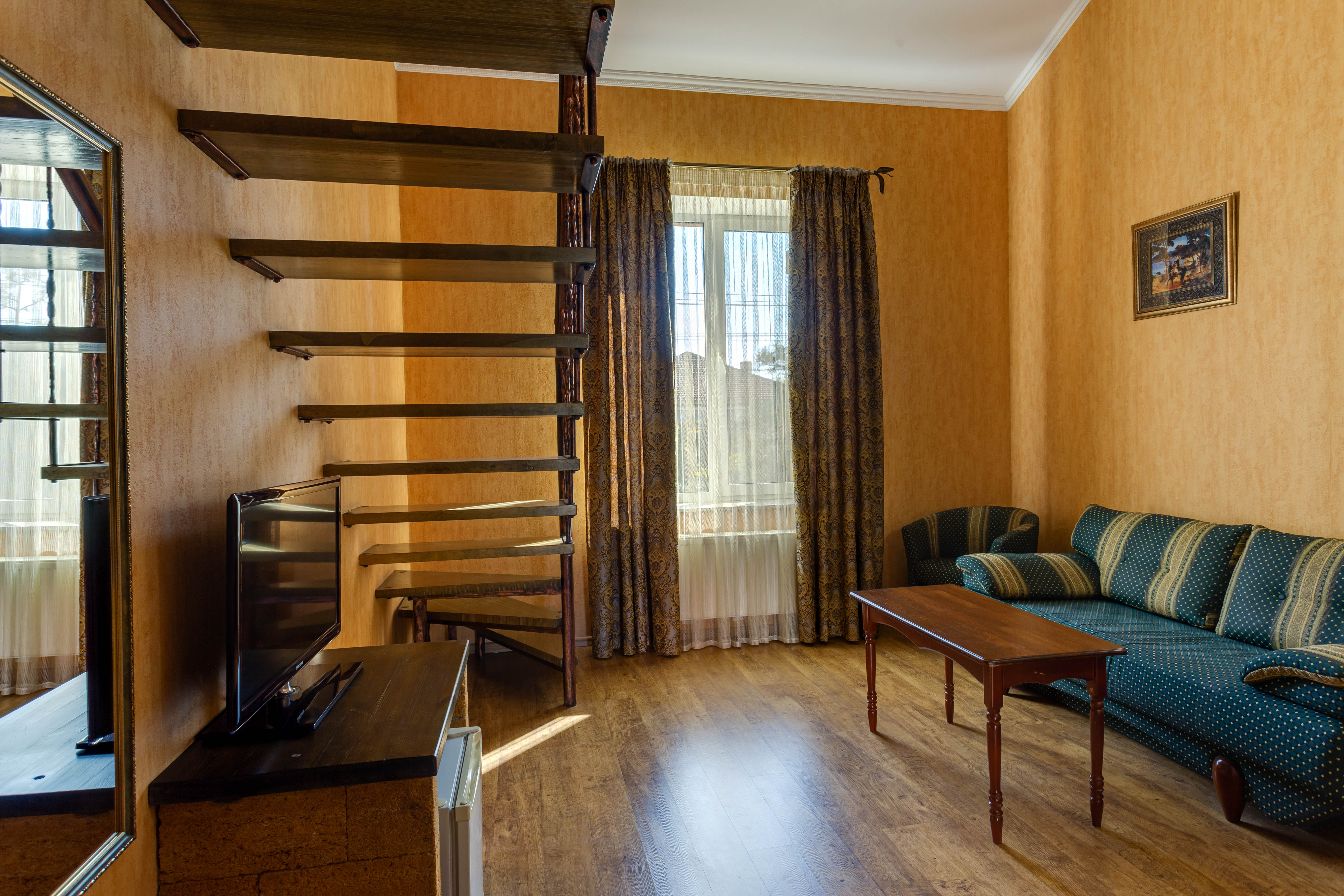 Двухуровневый четырехместный номер