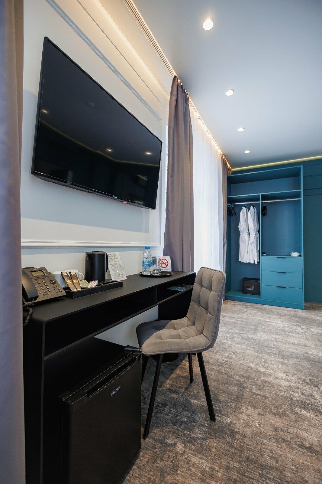 Улучшенный номер с кроватью размера «king-size»