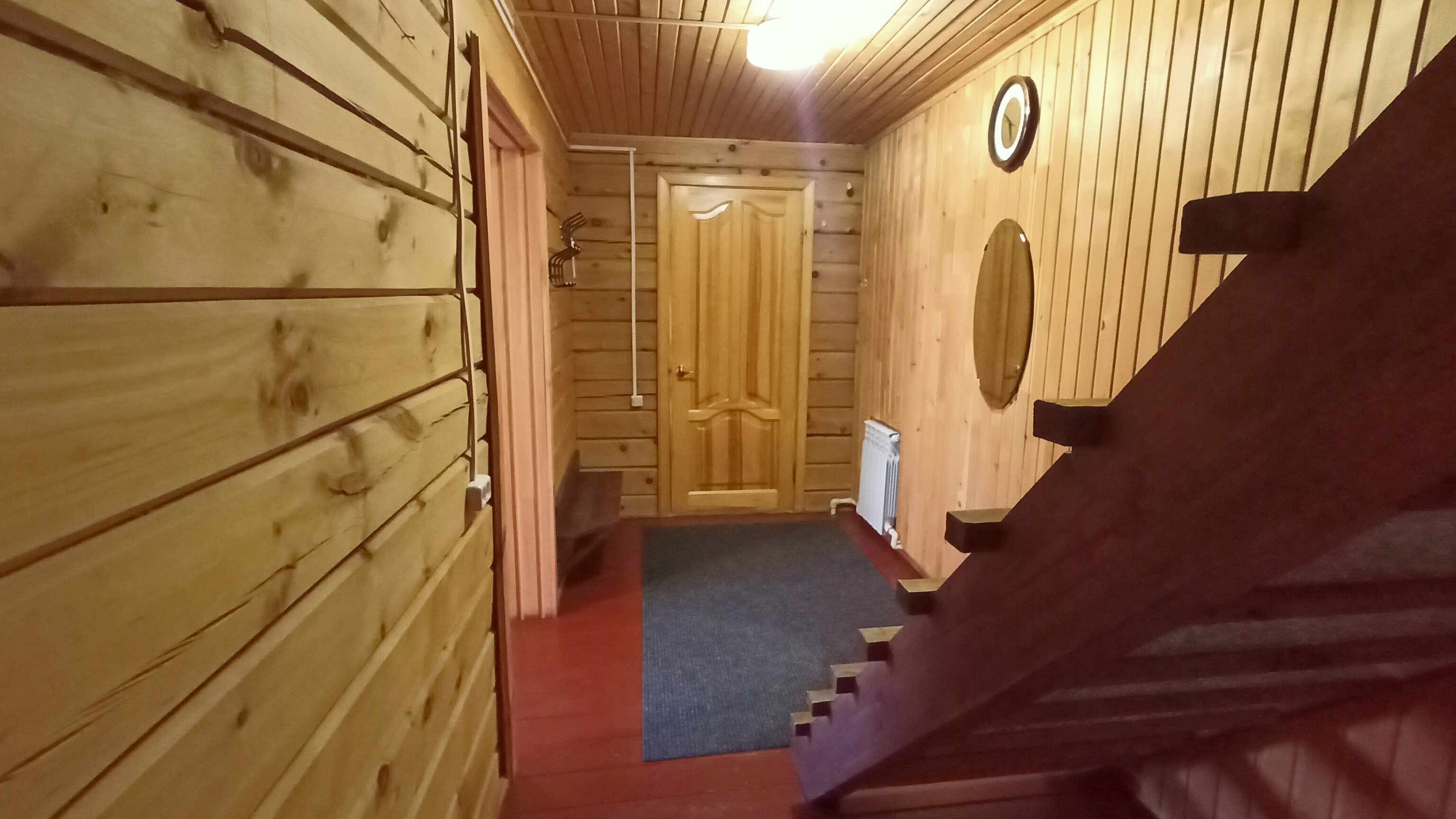 Коттедж с видом на лес