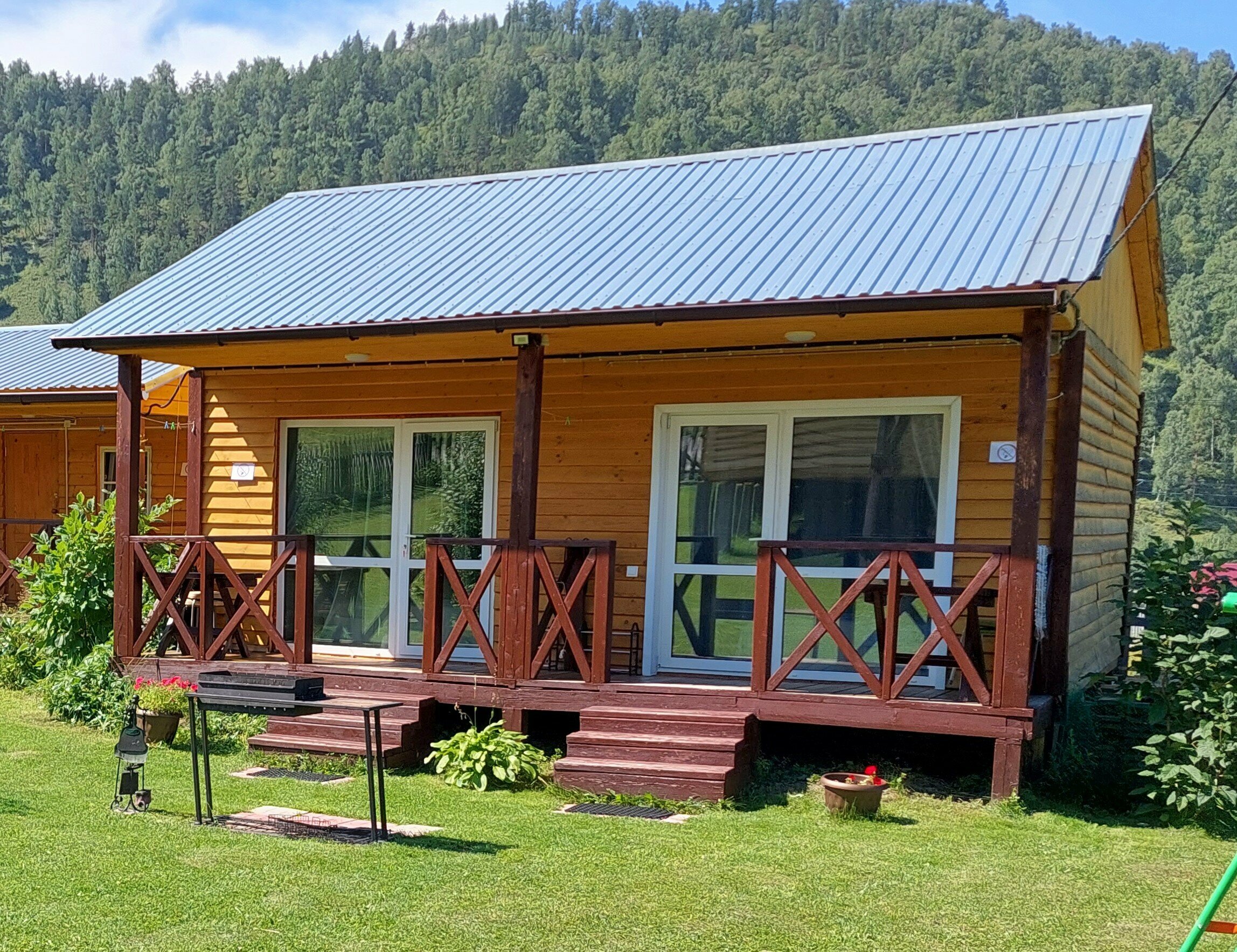 Четырехместный номер с видом на горы