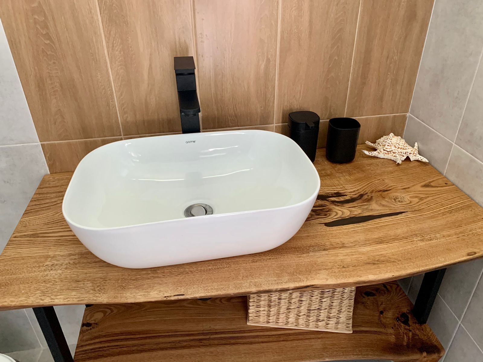 Семейный номер с видом на горы