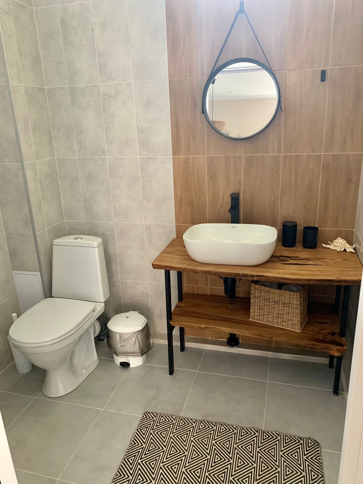 Семейный номер с видом на горы