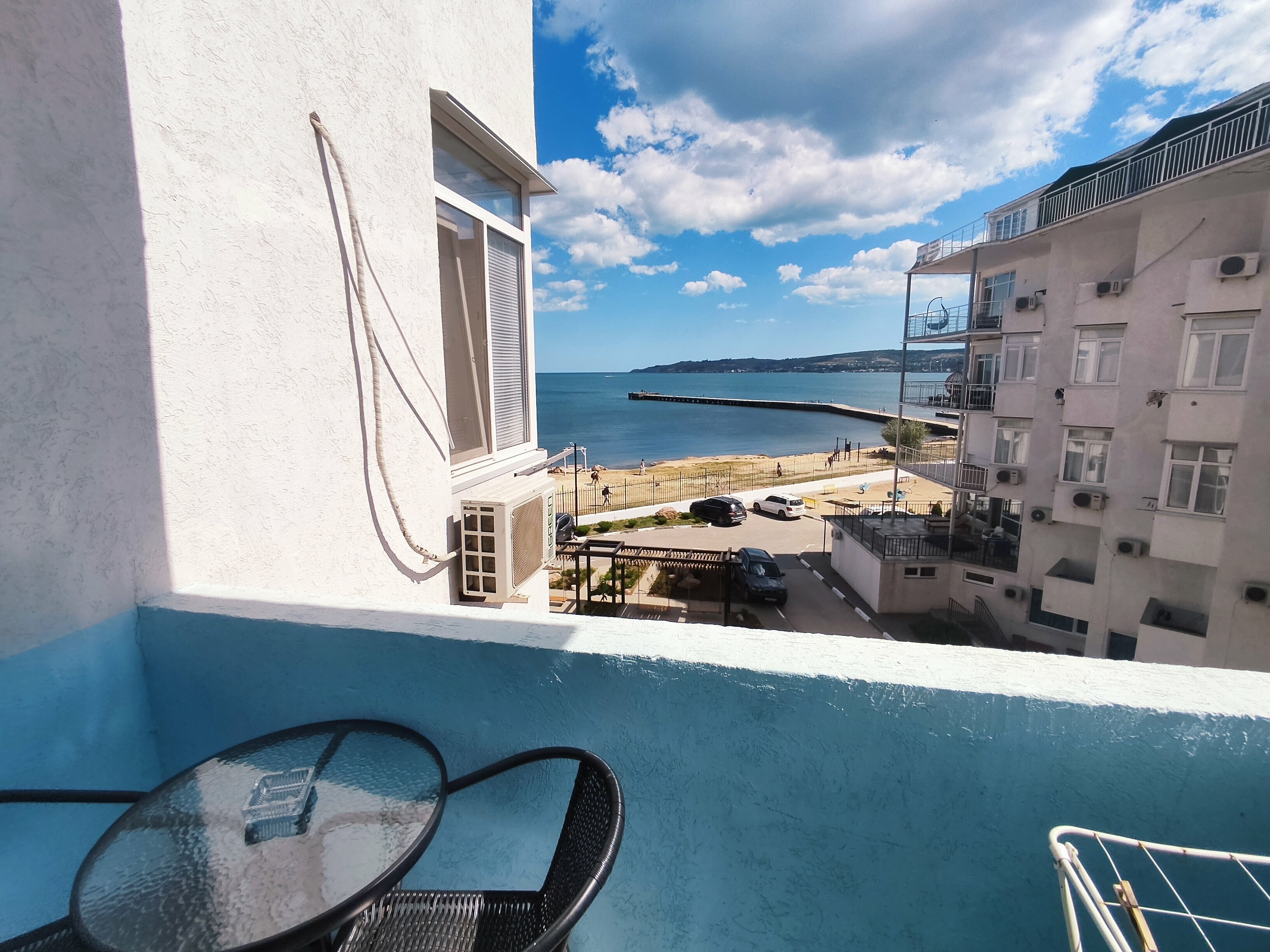 Апартаменты с балконом