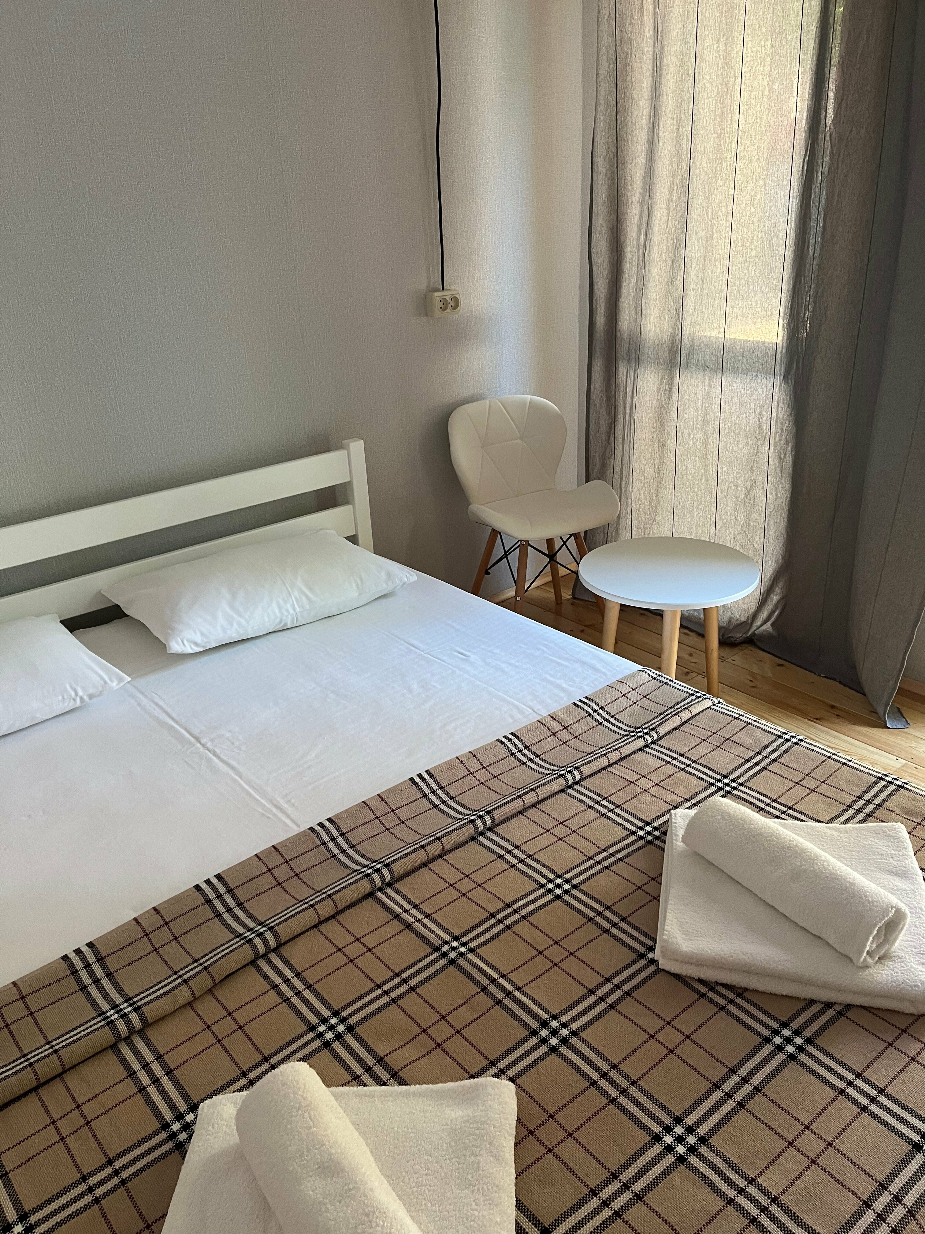 Небольшой двухместный номер с 1 кроватью