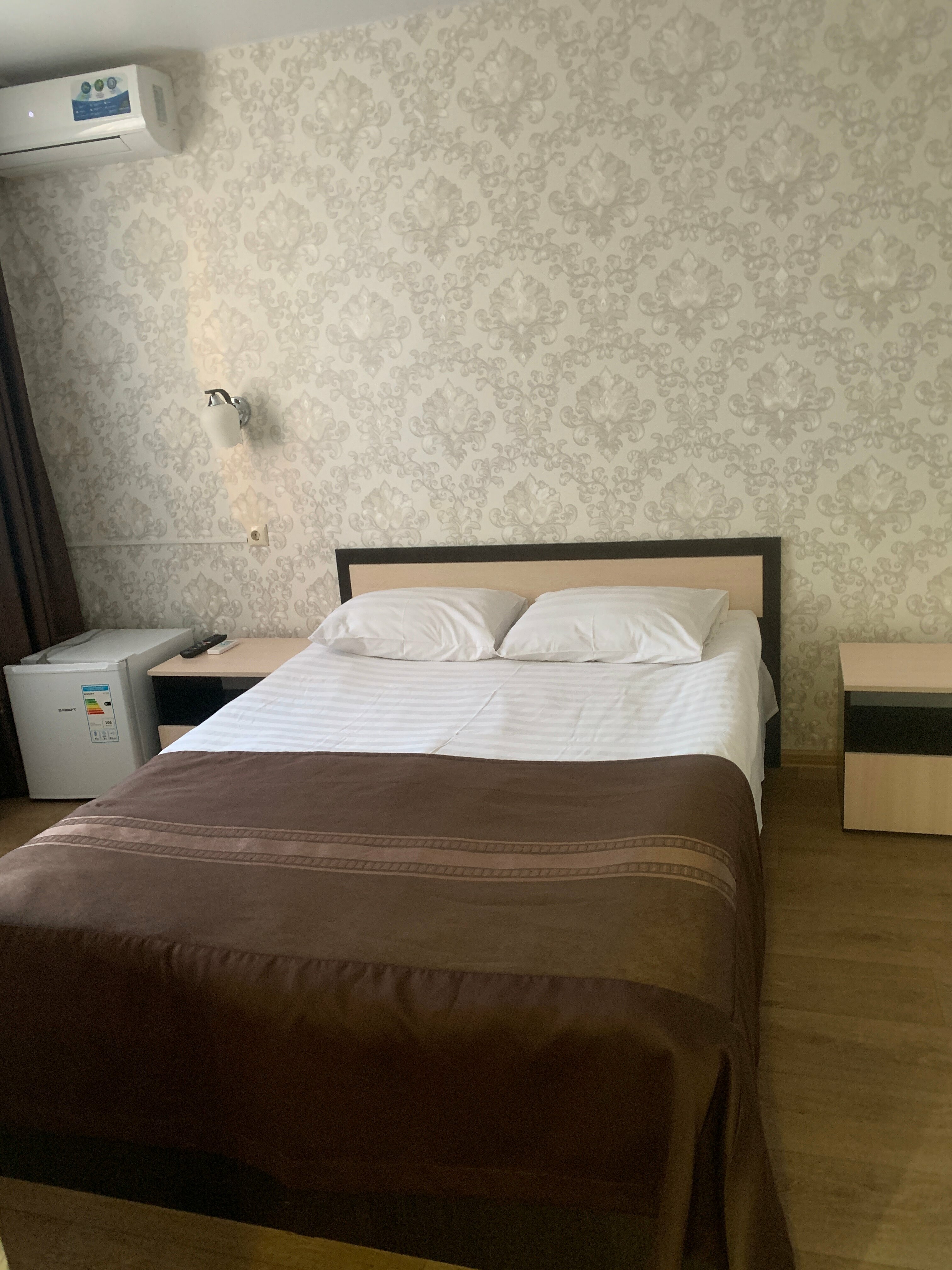 Cемейный номер с собственной ванной комнатой