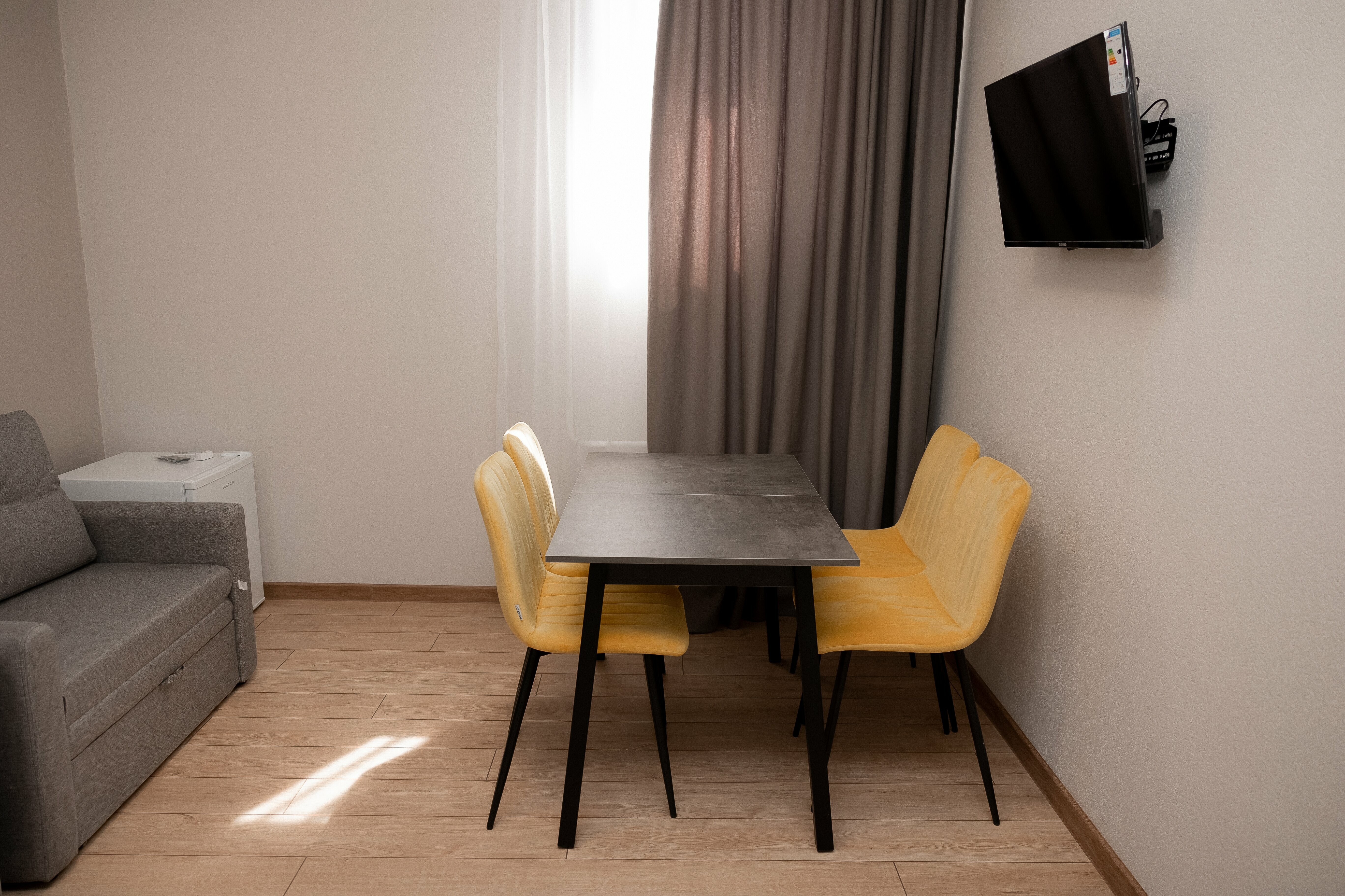 Cемейный номер с собственной ванной комнатой