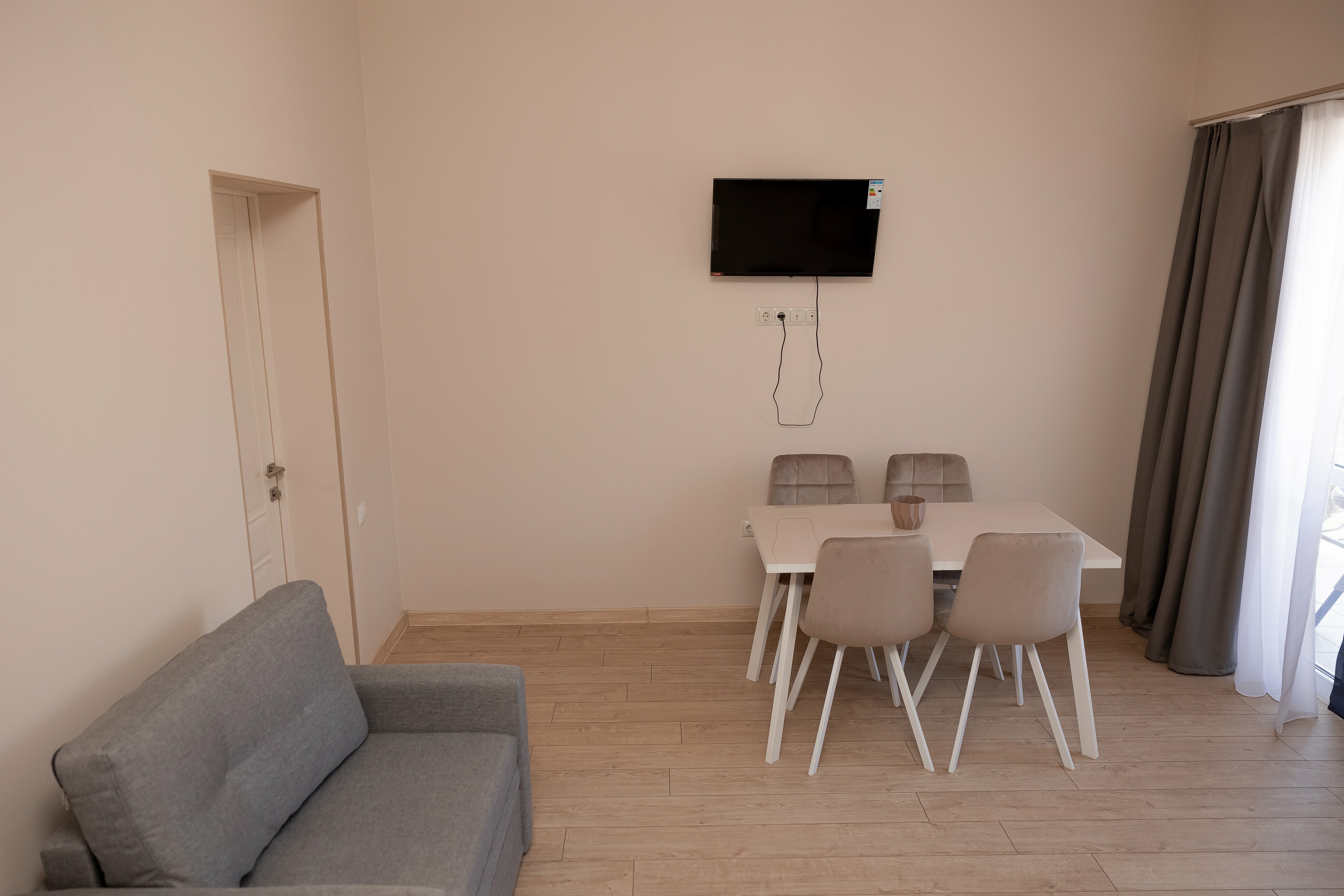 Семейный номер с видом на горы