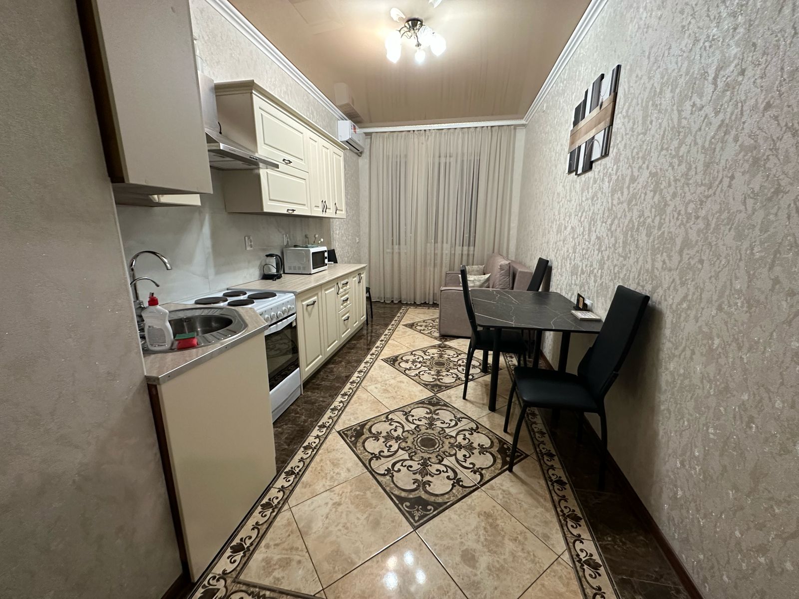 Двухместный номер с 2 отдельными кроватями и балконом