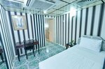 Трехместный номер в West Hotel