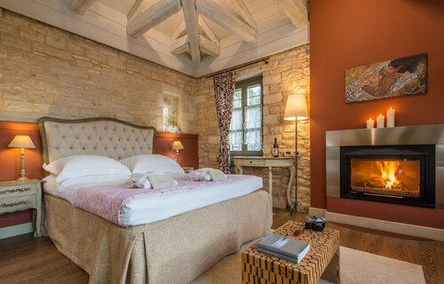 Люкс «Премьер», камин, вид на горы (Love) в Pirrion Wellness Hotel