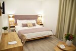 Улучшенный двухместный номер с 1 или 2 кроватями, балкон в Hypnos Boutique Hotel