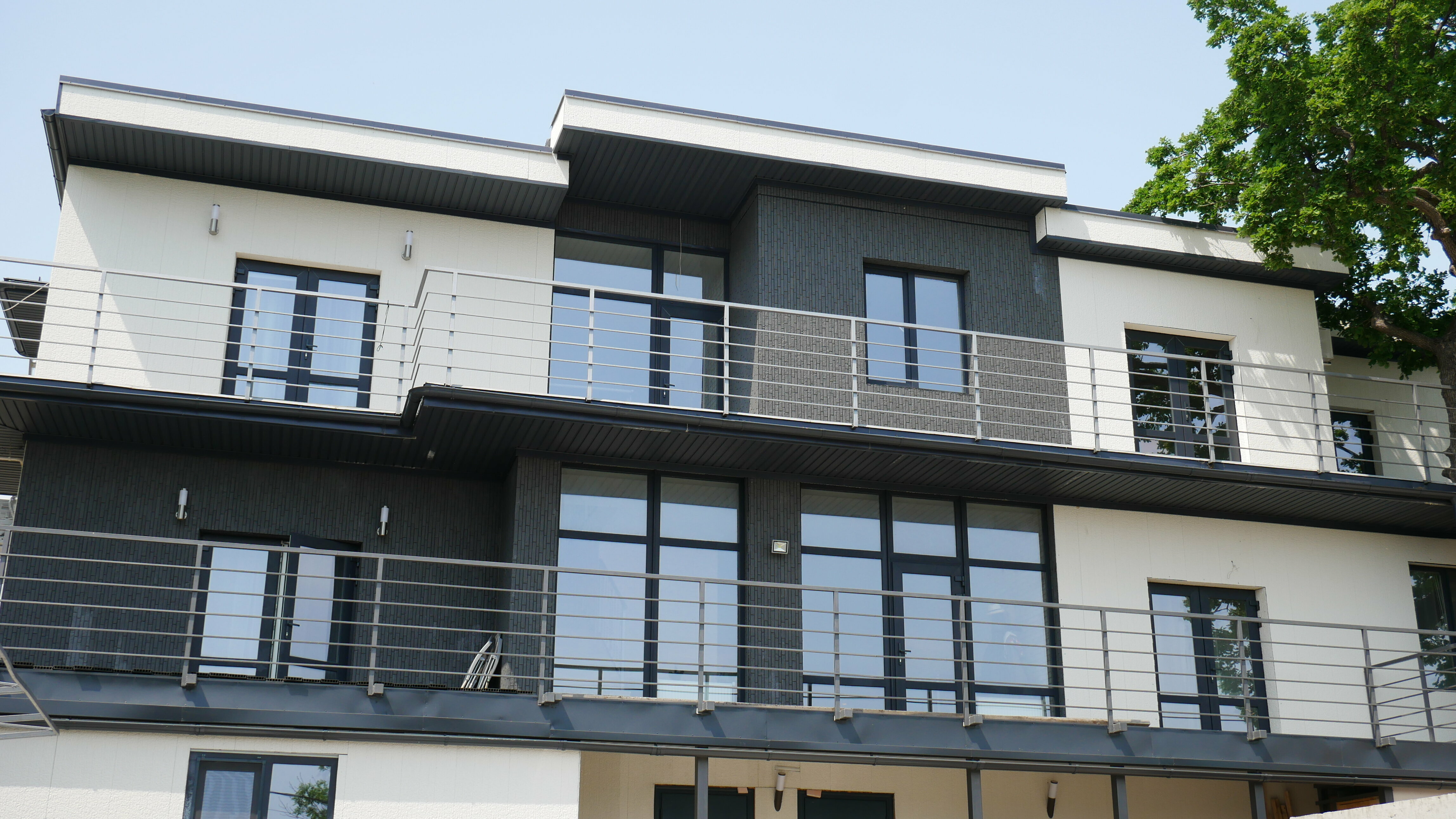 Улучшенный двухместный номер с 2 отдельными кроватями