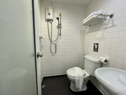 Cubic No Window, 2 Single Beds в My Hotel Pratunam