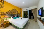 Двухместный номер «Делюкс» с 1 двуспальной кроватью в The Pho Thong Phuket