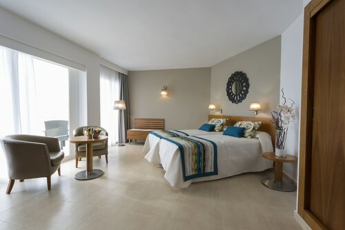 Полулюкс в Palladium Hotel Palmyra