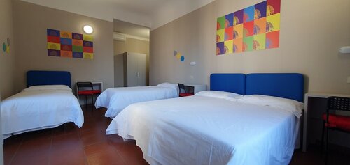 Четырехместный номер в Hotel Genesi