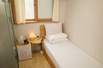 Single Room (non-Korean nationals only) в Starria Hostel