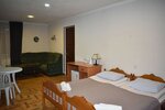 Стандартный трехместный номер в Guesthouse Maqatsaria