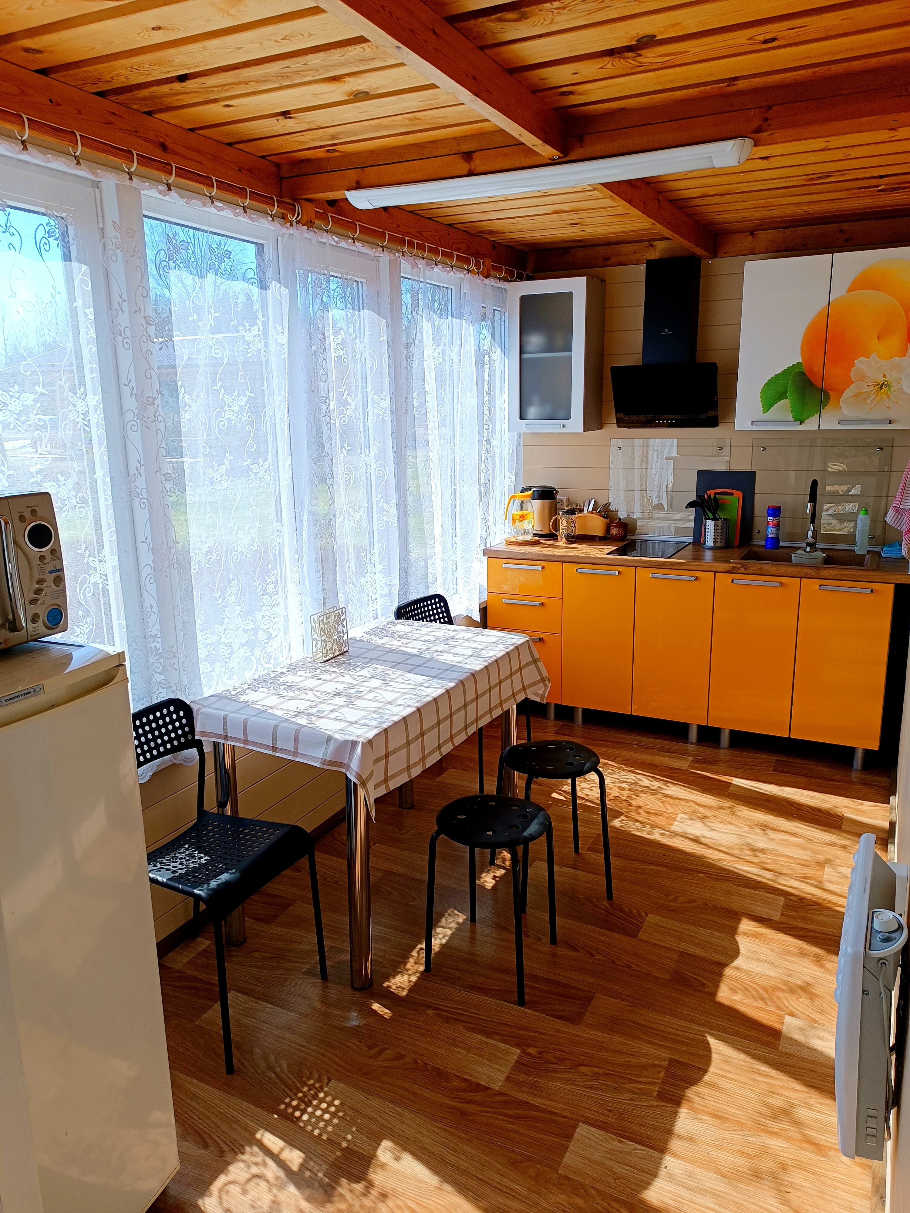 Коттедж с видом на озеро