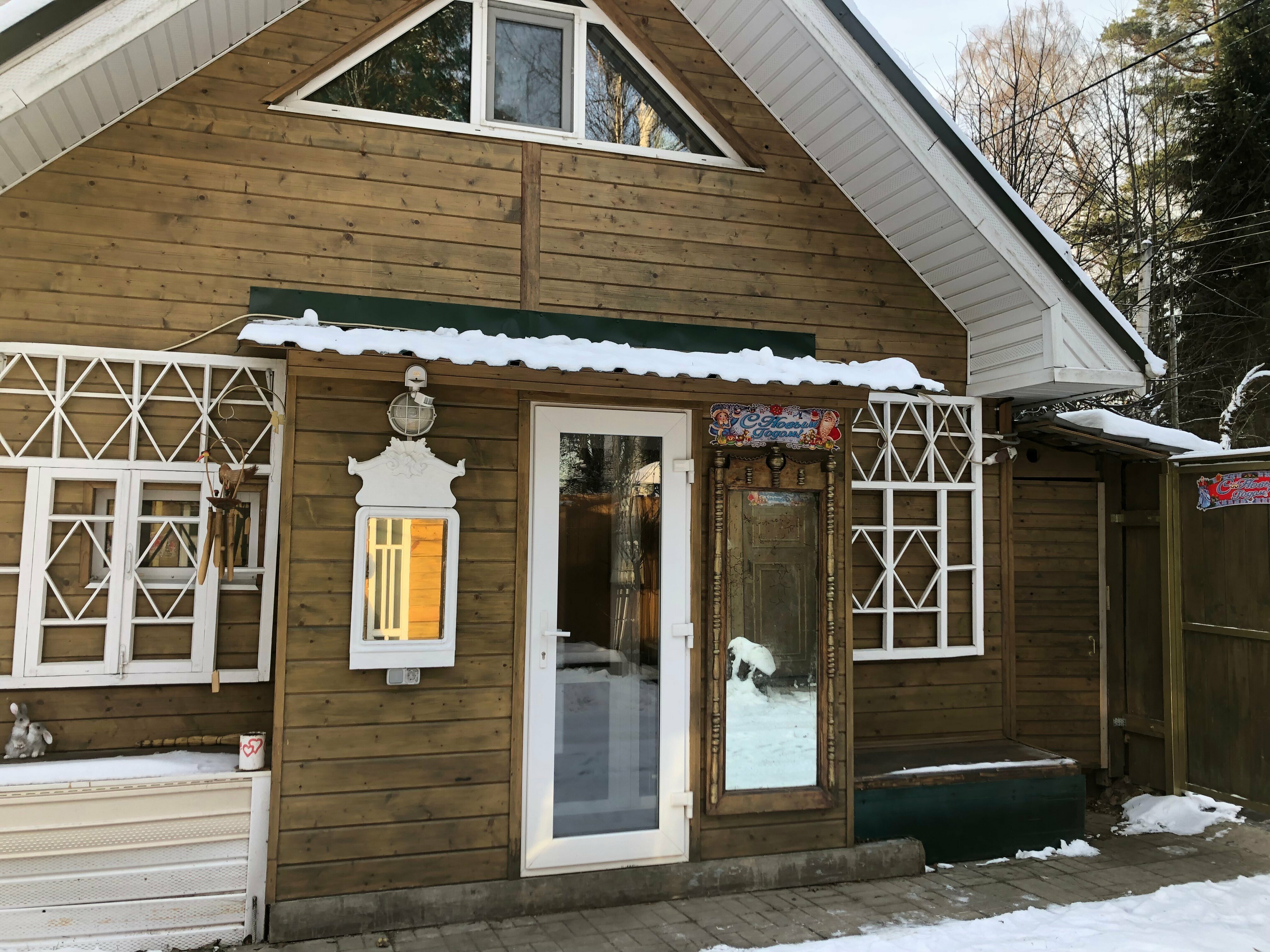 Дом-студия. Сауна и мангал за доп. плату. Без сигарет и алкоголя. Тишина с 21-9ч.