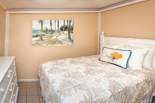 Семейный люкс, 3 спальни, кухня, вид на пляж в Cedar Cove Resort and Cottages