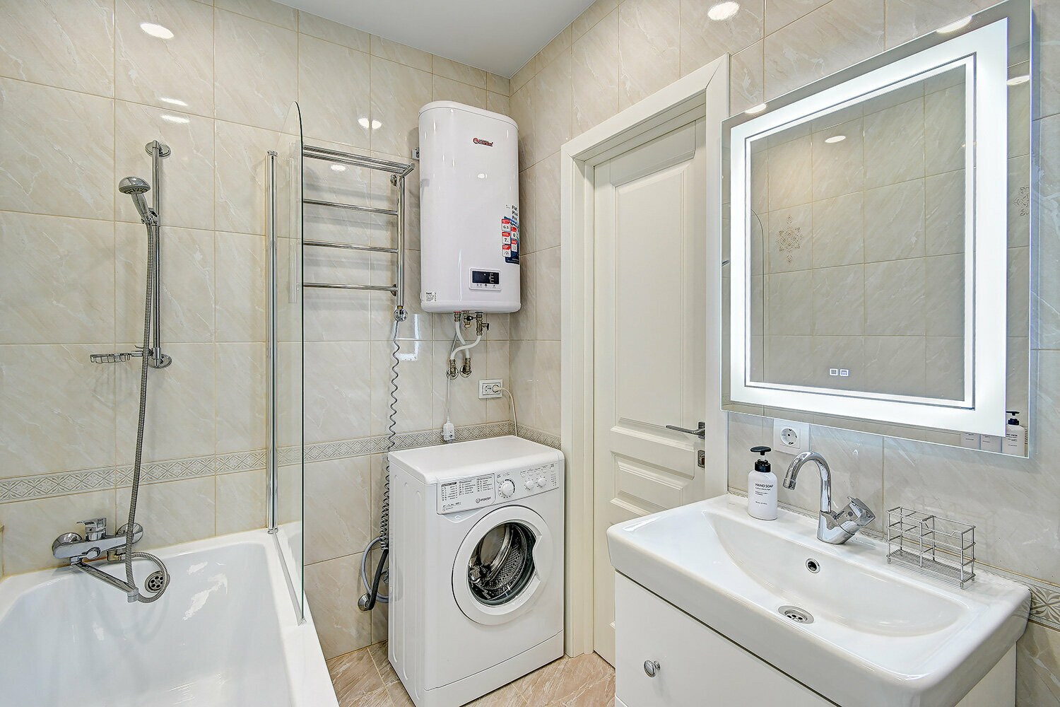 Апартаменты с балконом и прямым видом на море