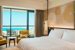 Номер «Делюкс», 1 двуспальная кровать «Кинг-сайз», балкон, вид на море в Le Royal Méridien Beach Resort & SPA