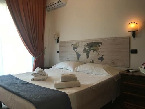 Двухместный бизнес-номер, одноместное размещение в Euro House Inn Airport Hotel & Residence
