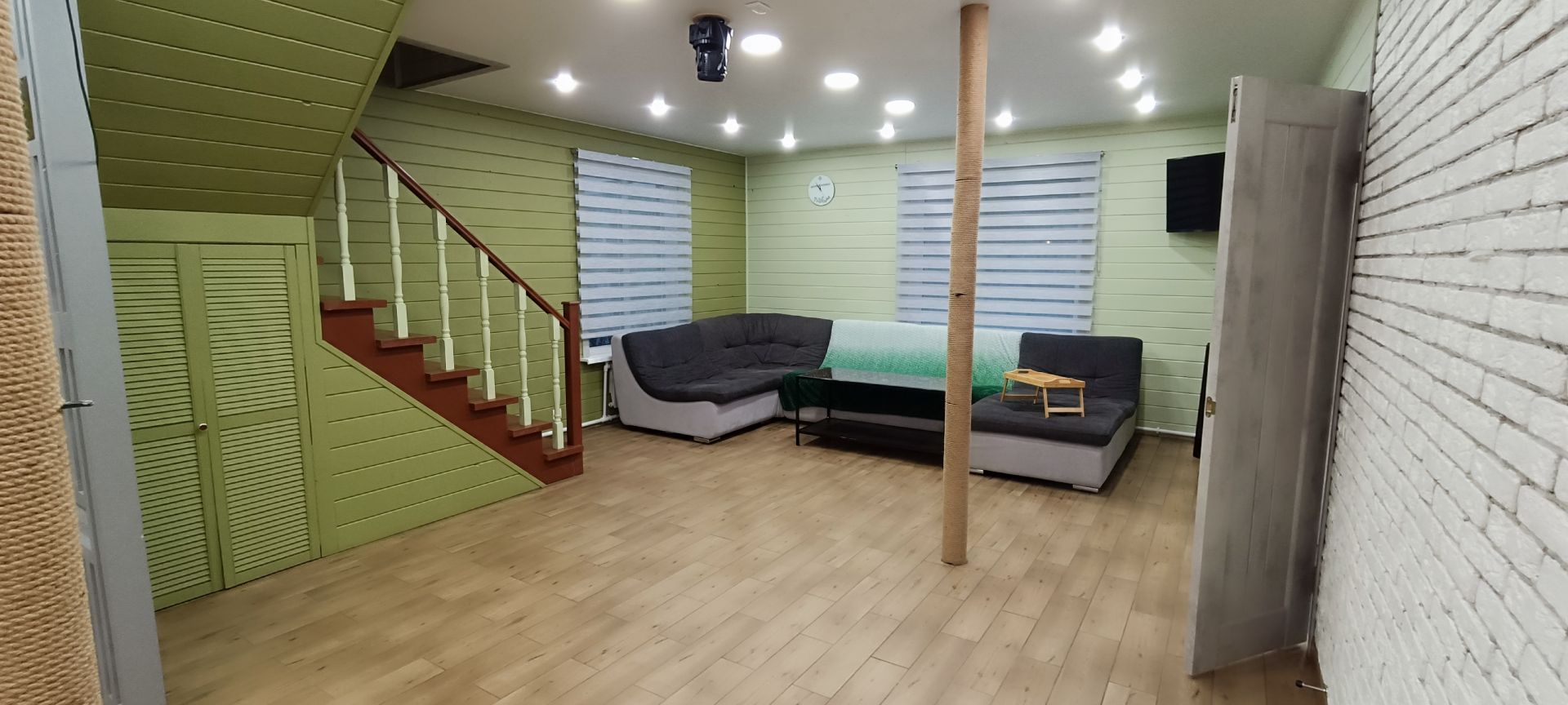 Коттедж с видом на лес