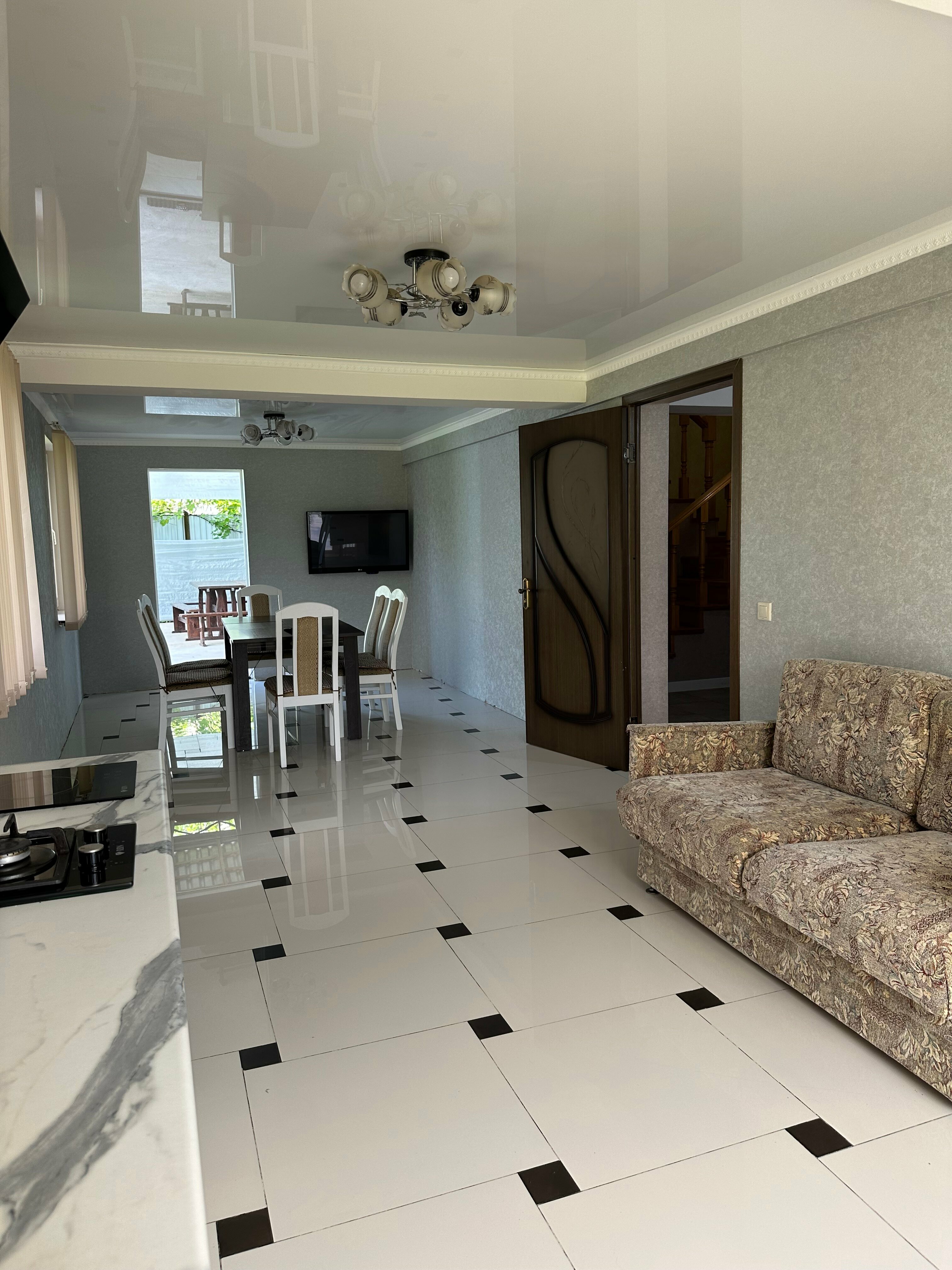 Дом с 4 спальнями