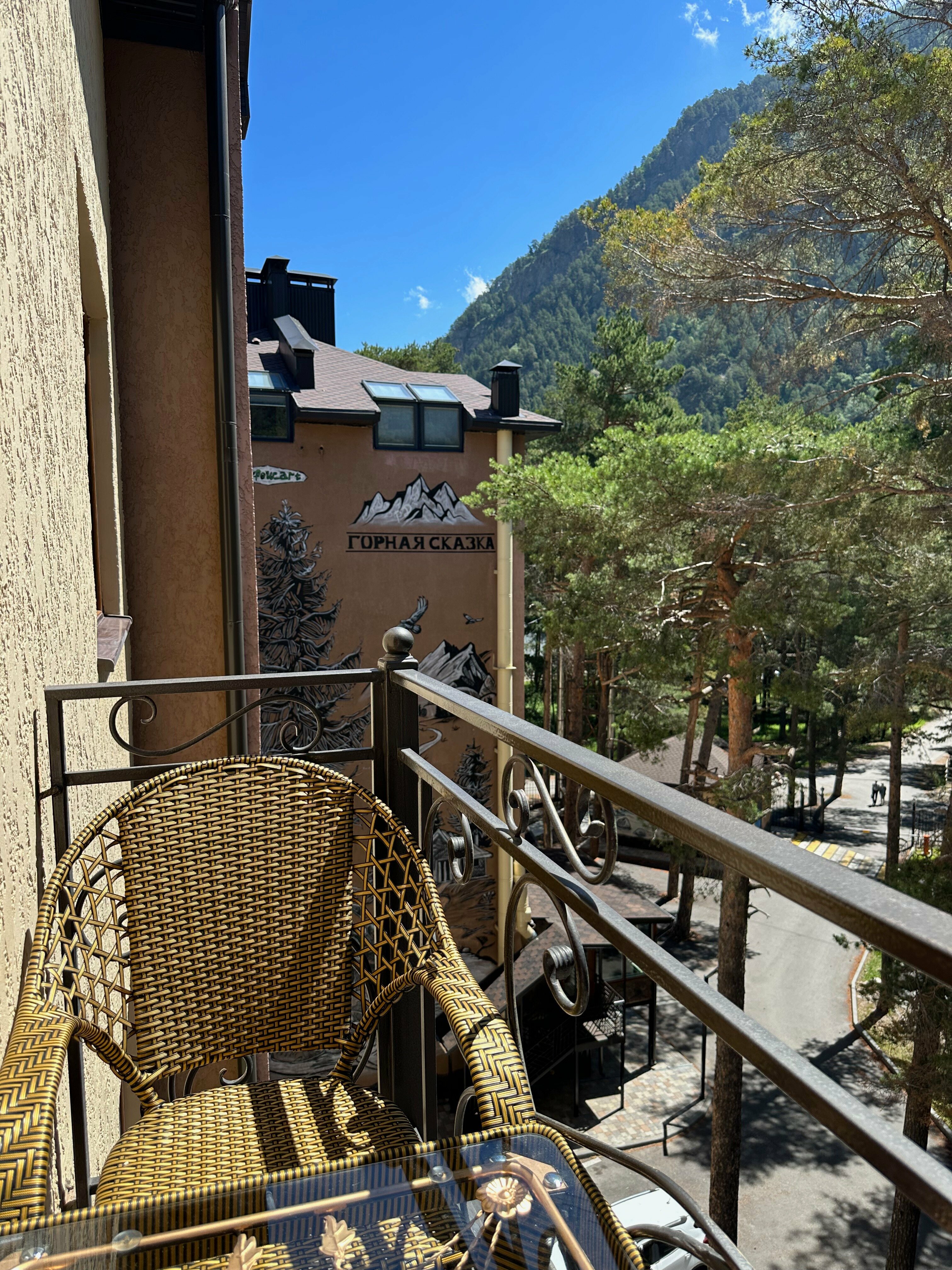 Пентхаус с видом на горы