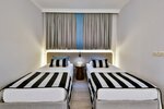 Deluxe Family Room With Bunkbed в Crystal Flora Beach Resort