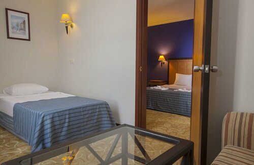 Семейный номер, 2 спальни, вид на море в Miarosa Incekum Beach Hotel