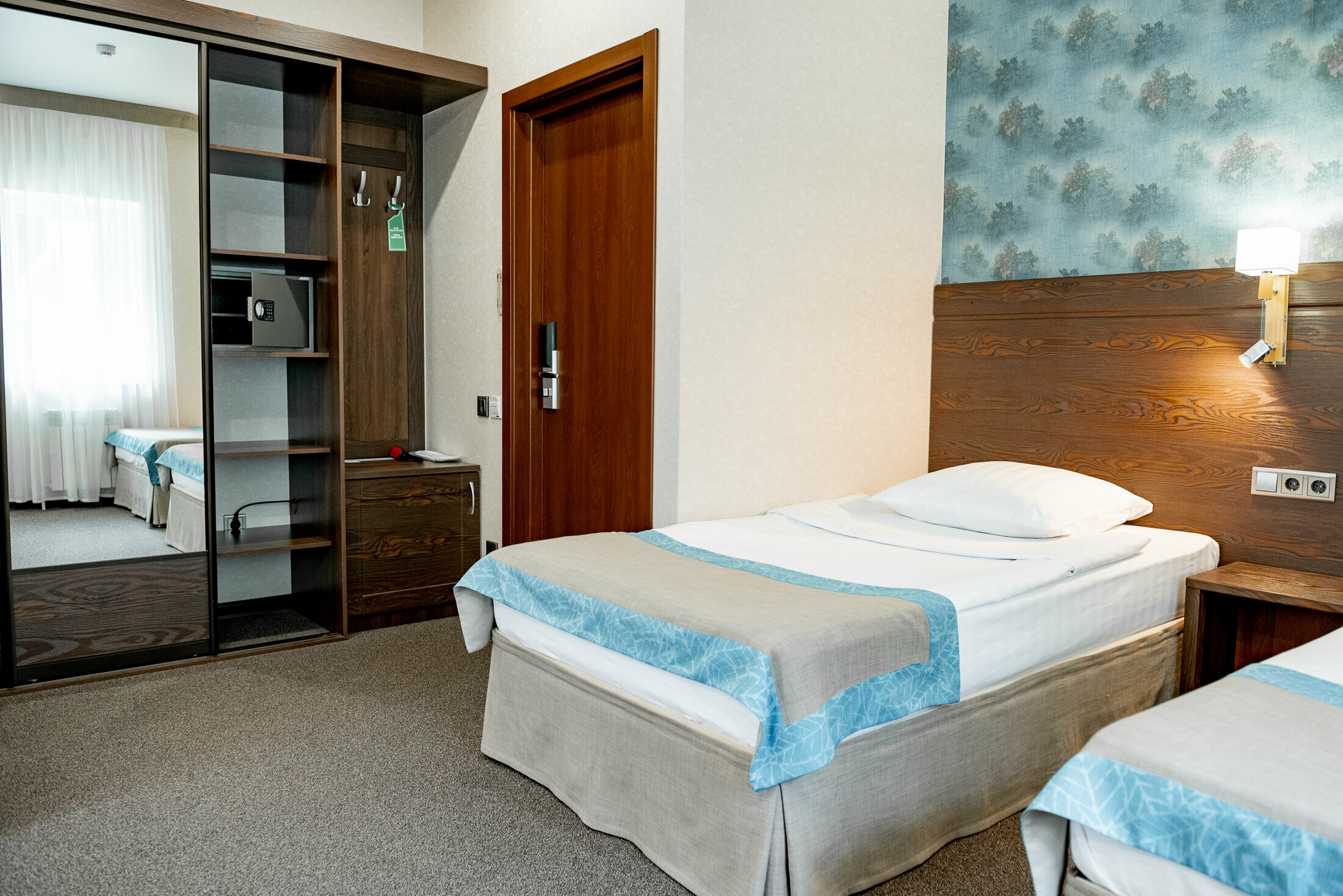 Двухместный номер с 2 отдельными кроватями и душем