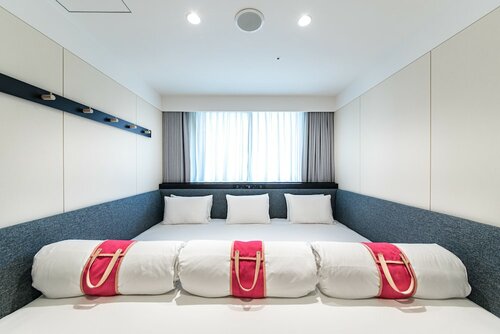 Семейный номер, 1 двуспальная кровать «Кинг-сайз», для некурящих (Bed Size:255cm wide) в Hotel The Flag Shinsaibashi