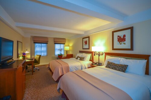 Номер «Делюкс», 2 двуспальные кровати «Квин-сайз», мини-кухня в San Carlos Hotel
