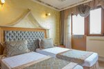 Family Room with Balcony and Sea View в Отель Seahouse Suites