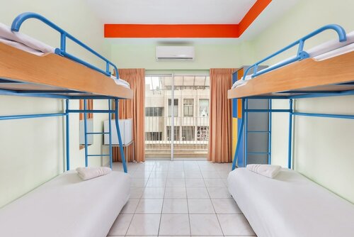 Shared Dormitory, Women only (4 Beds) в Abraham хостел в Иерусалиме