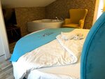 Номер для новобрачных, гидромассажная ванна в Hayat Rose Hotel