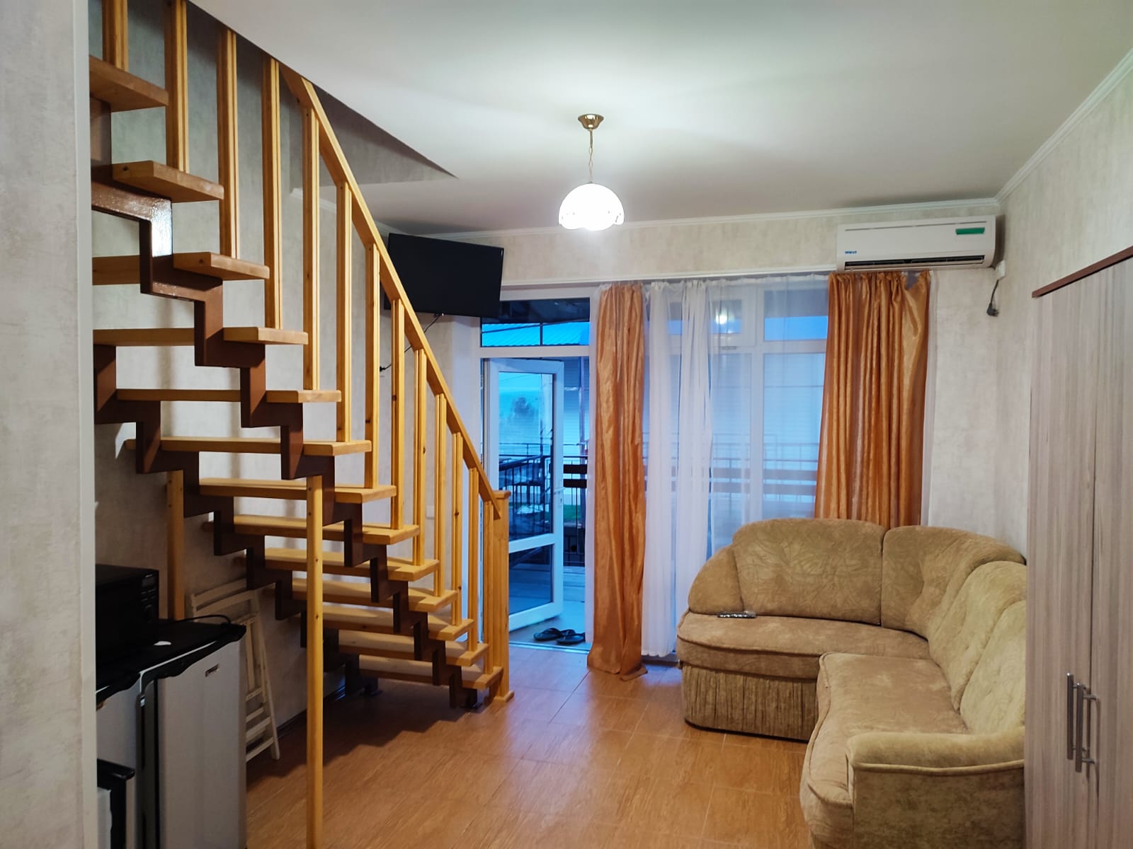 Семейный номер с видом на море