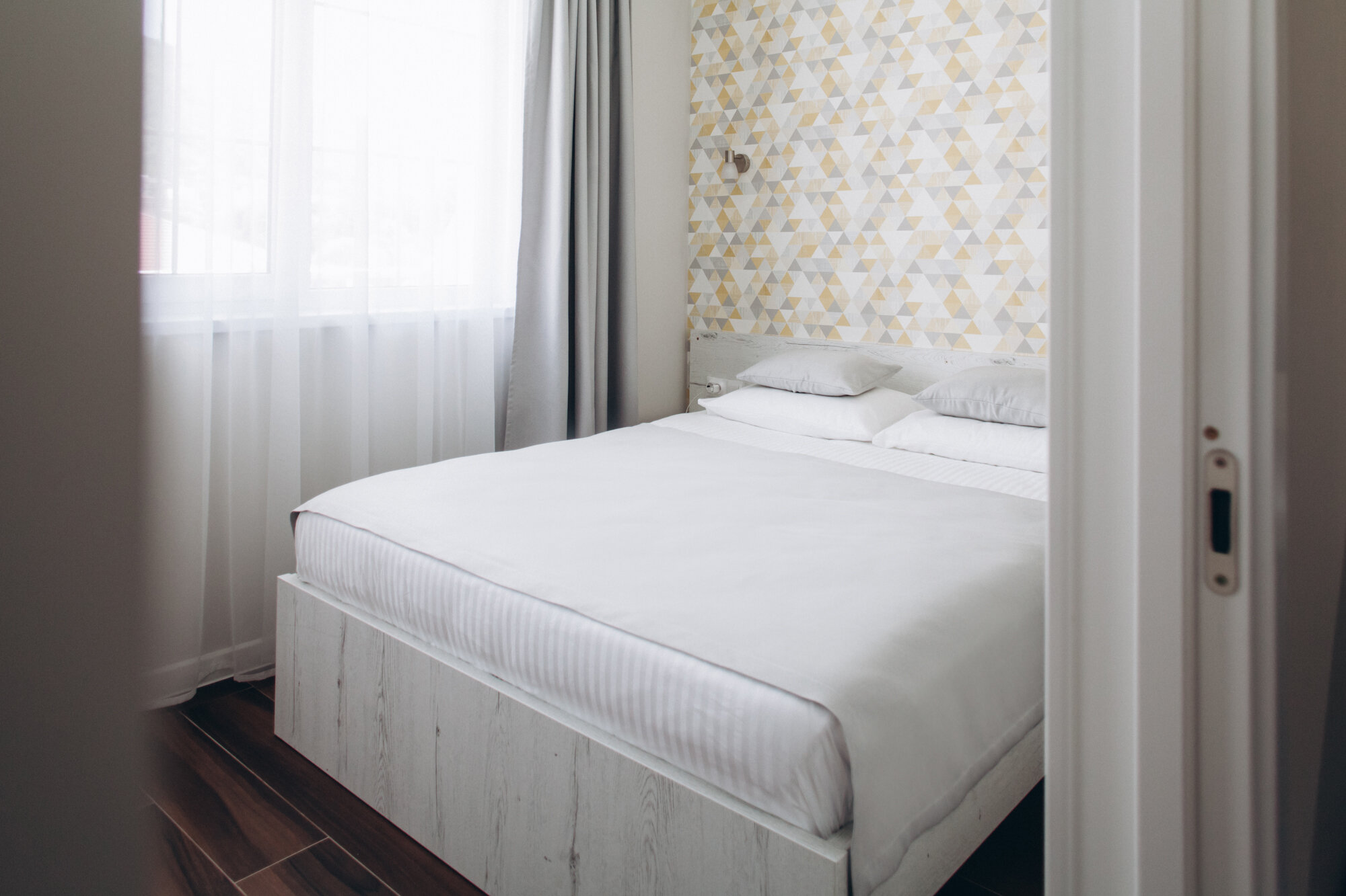 Семейный номер с видом на горы