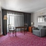 Номер люкс с 1 двуспальной кроватью в Marins Park Hotel Новосибирск